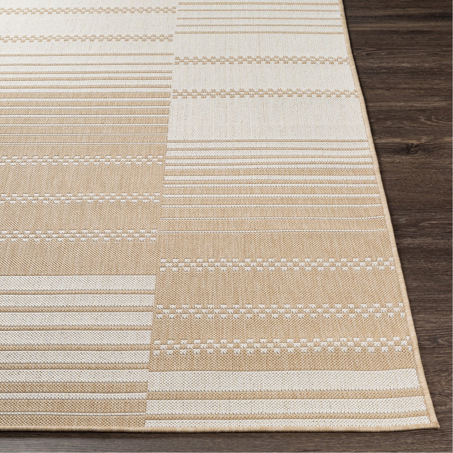 Malibu Indoor/Outdoor Rug in Wheat, Khaki