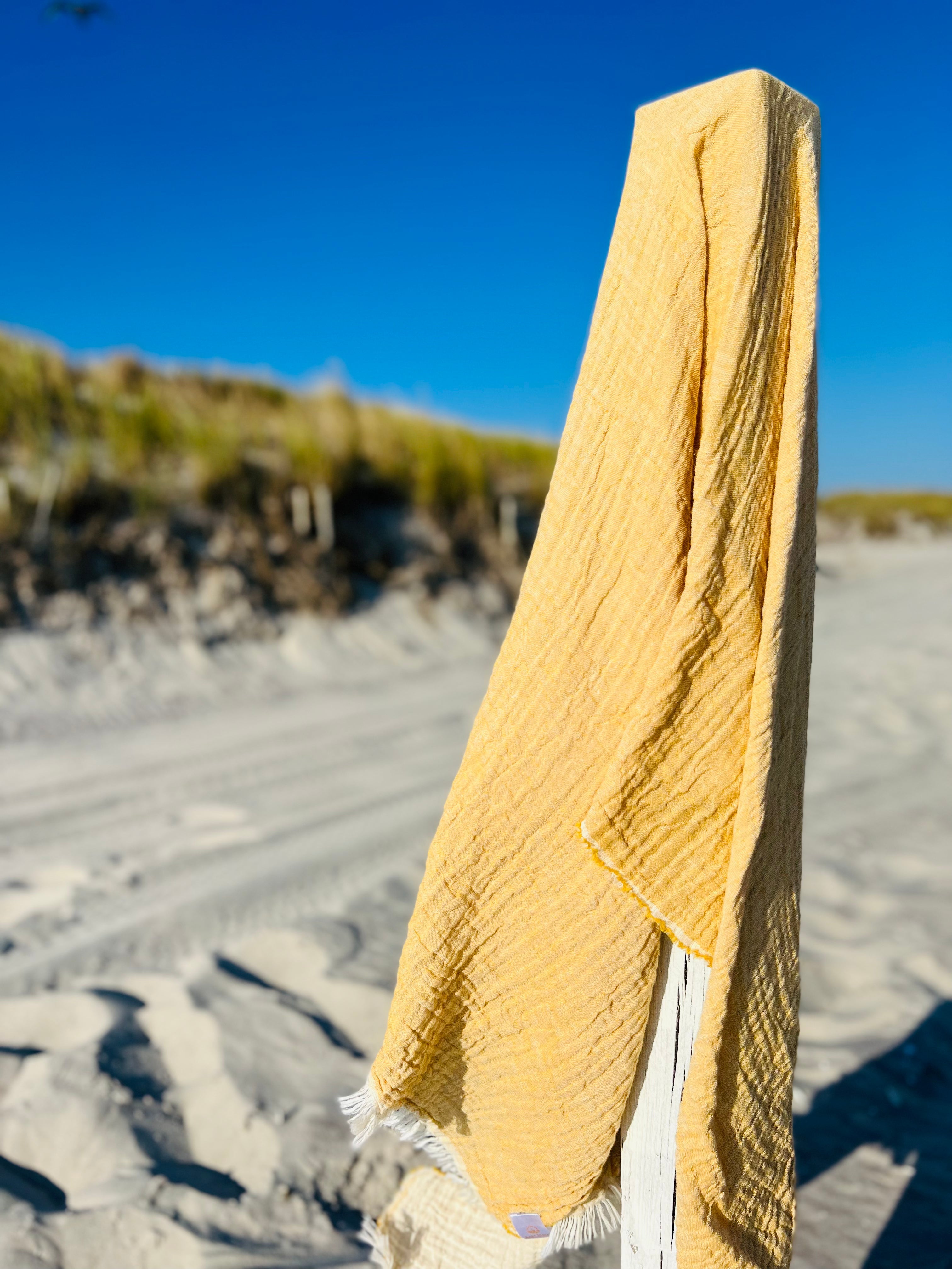 CORA BEACH TOWEL