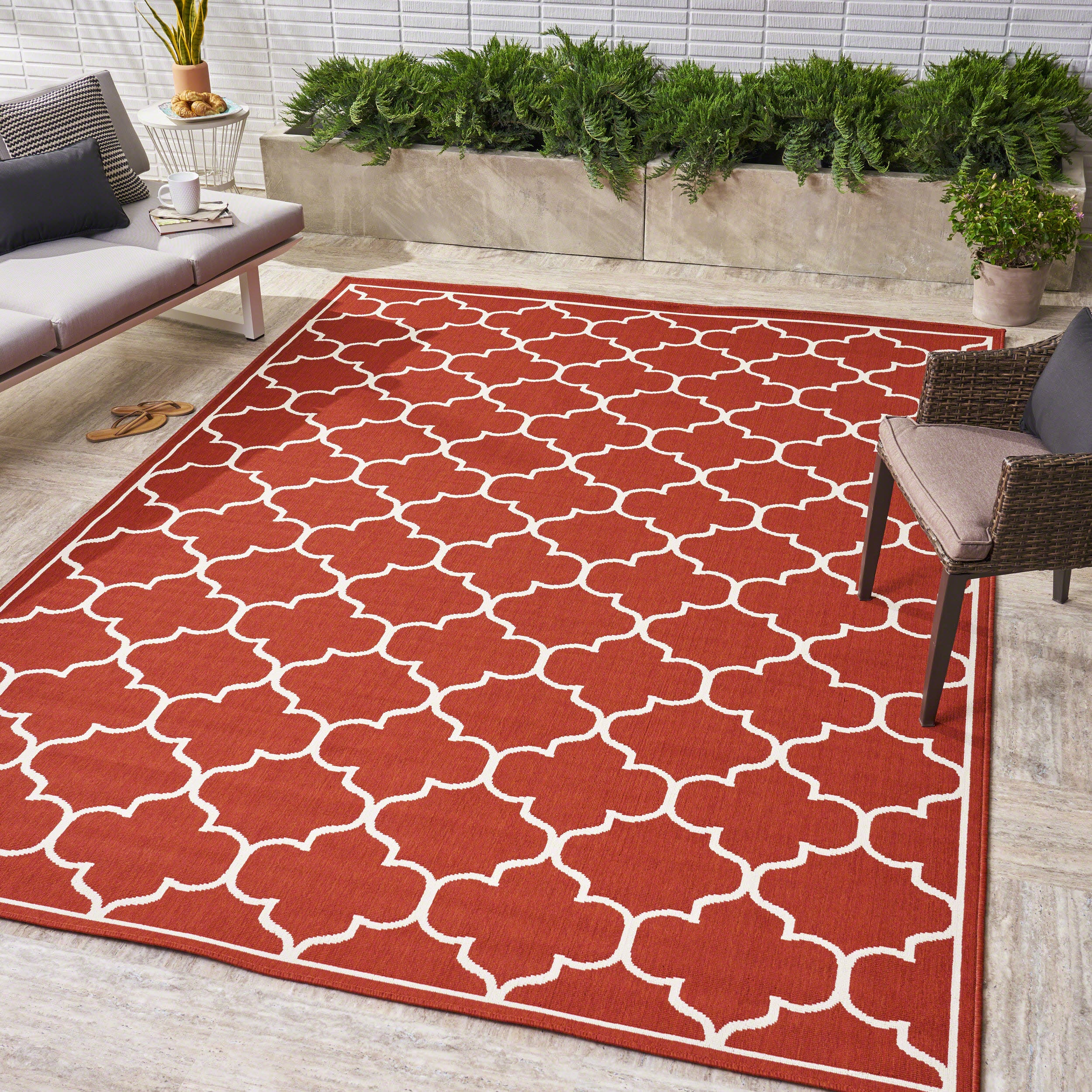 Vivian Outdoor Geometric Area Rug