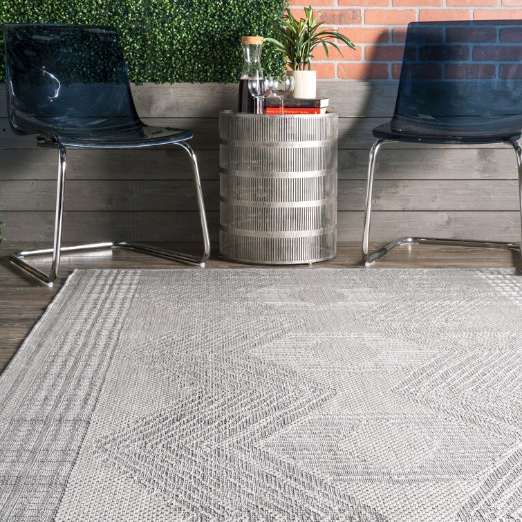 Kendall Geometric Indoor / Outdoor Patio Area Rug in Tan