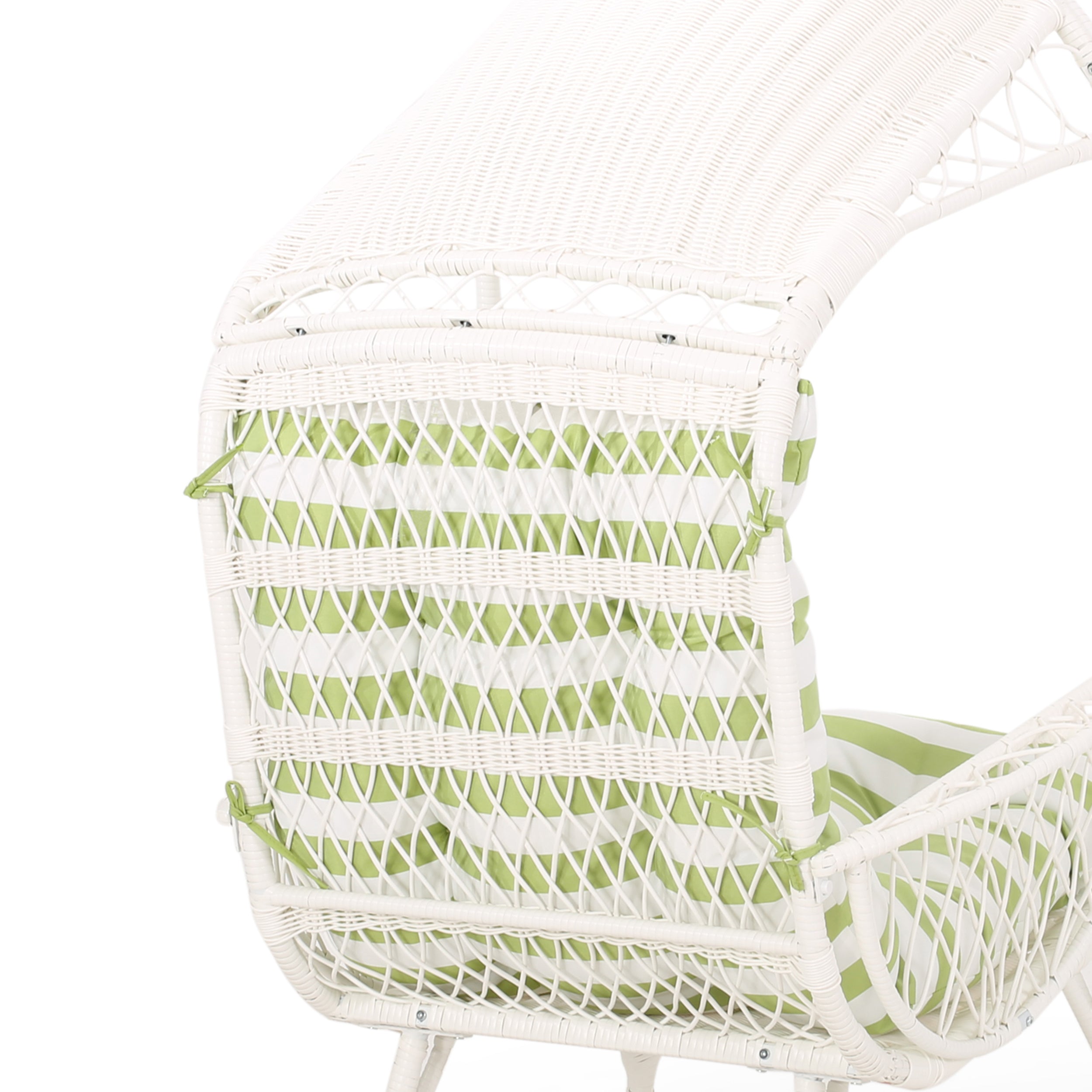 Primo Outdoor Wicker Freestanding Basket Chair