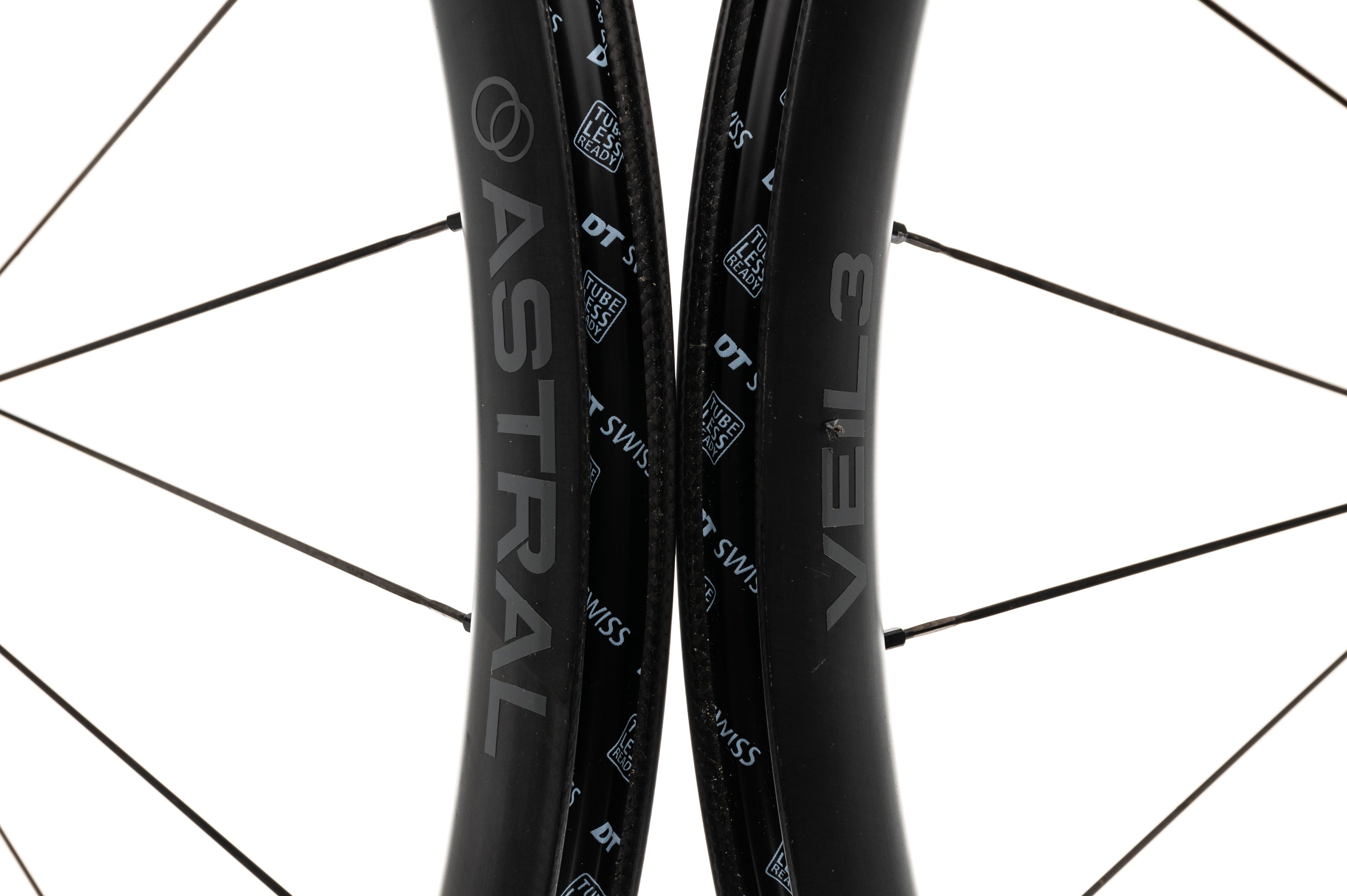 Astral Veil3 Carbon Tubeless 700c Wheelset