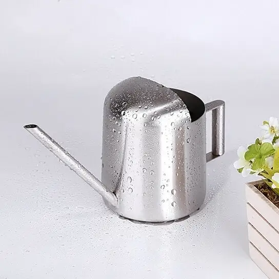 Premium Quality Galvanized Watering Can Round Shape White Color Water Can Creative Designer Handmade Best Watering Can