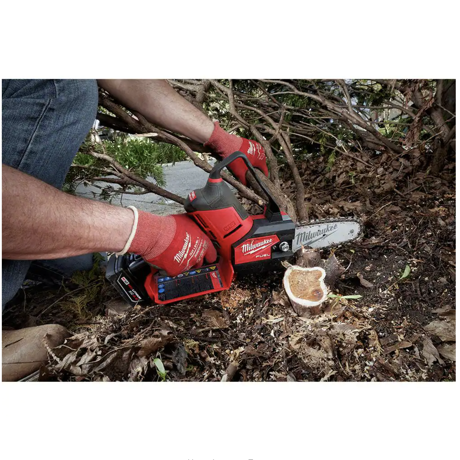 Milwaukee M12 FUEL 12-Volt Lithium-Ion Brushless Cordless 6 in. HATCHET Chainsaw (Tool-Only) with Extra 6 in. Chain (2527-20-49-16-2732)