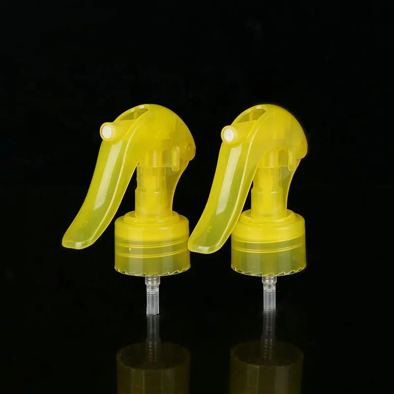 Colorful 28/410 mini non spill PP plastic smooth ribber cleaning wholesale mini trigger sprayer With clip  manufacturer