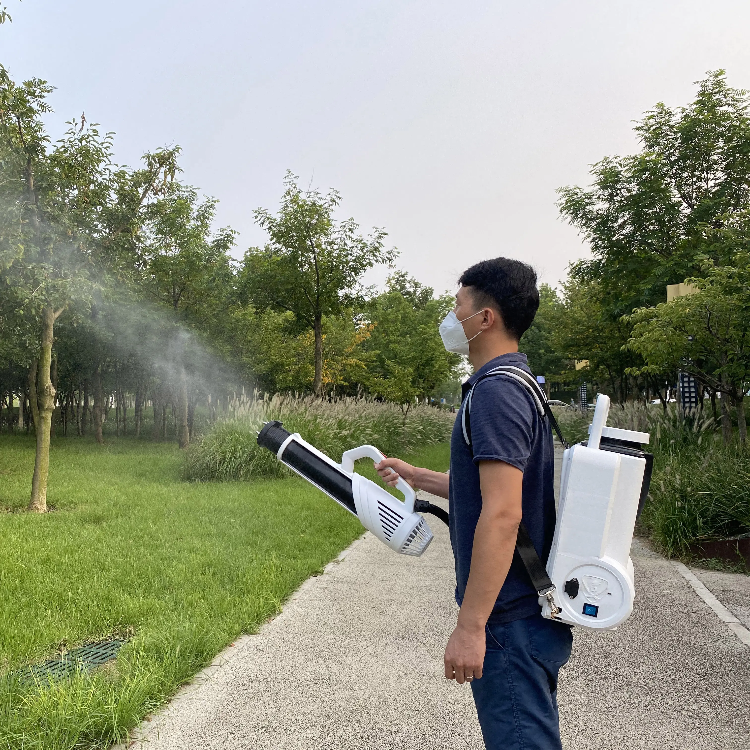 upgraded sanitizing agriculture cordless gun battery backpack disinfection electrostatic fogging machine knapsack sprayer