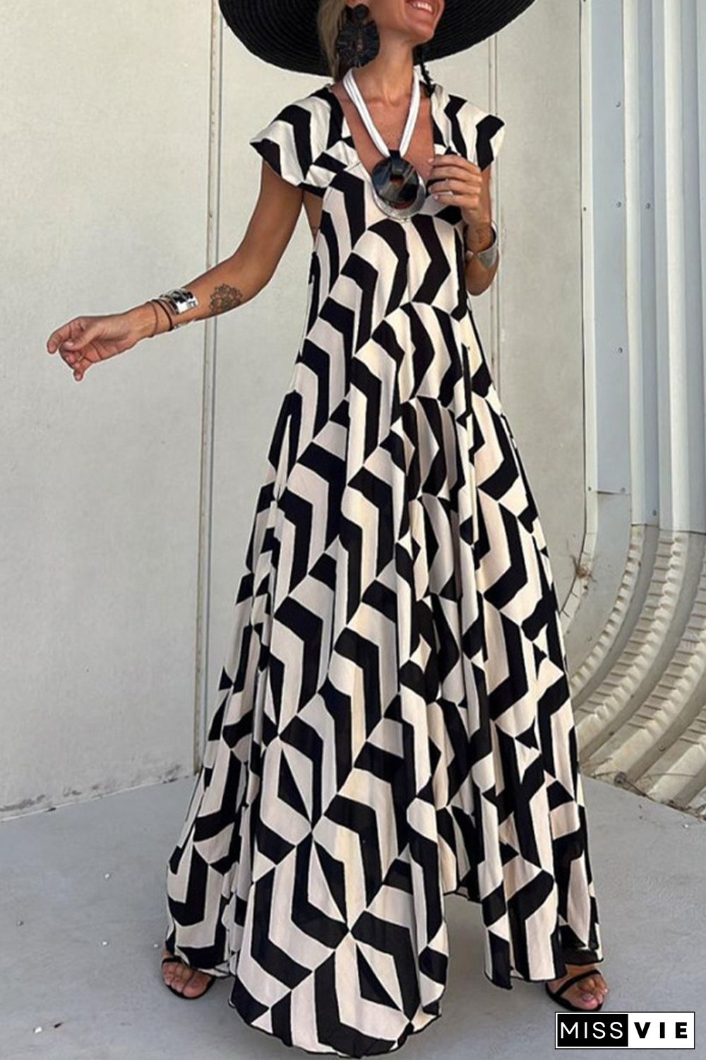 Casual Vintage Geometric Print Ripple Backless Asymmetrical V Neck Printed Dresses