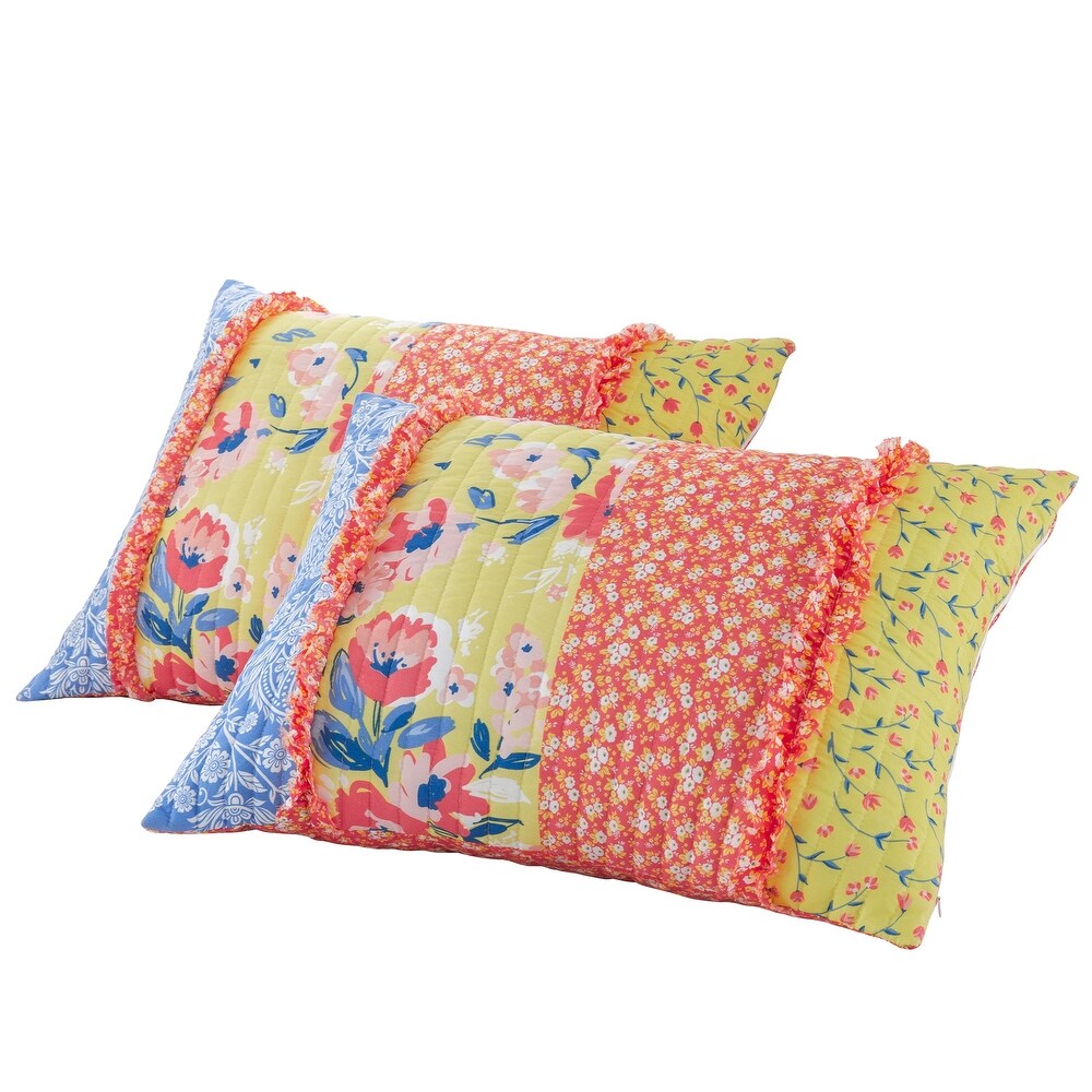 Lio 3 Piece Microfiber King Quilt Set  Bohemian Floral Pattern  Multicolor