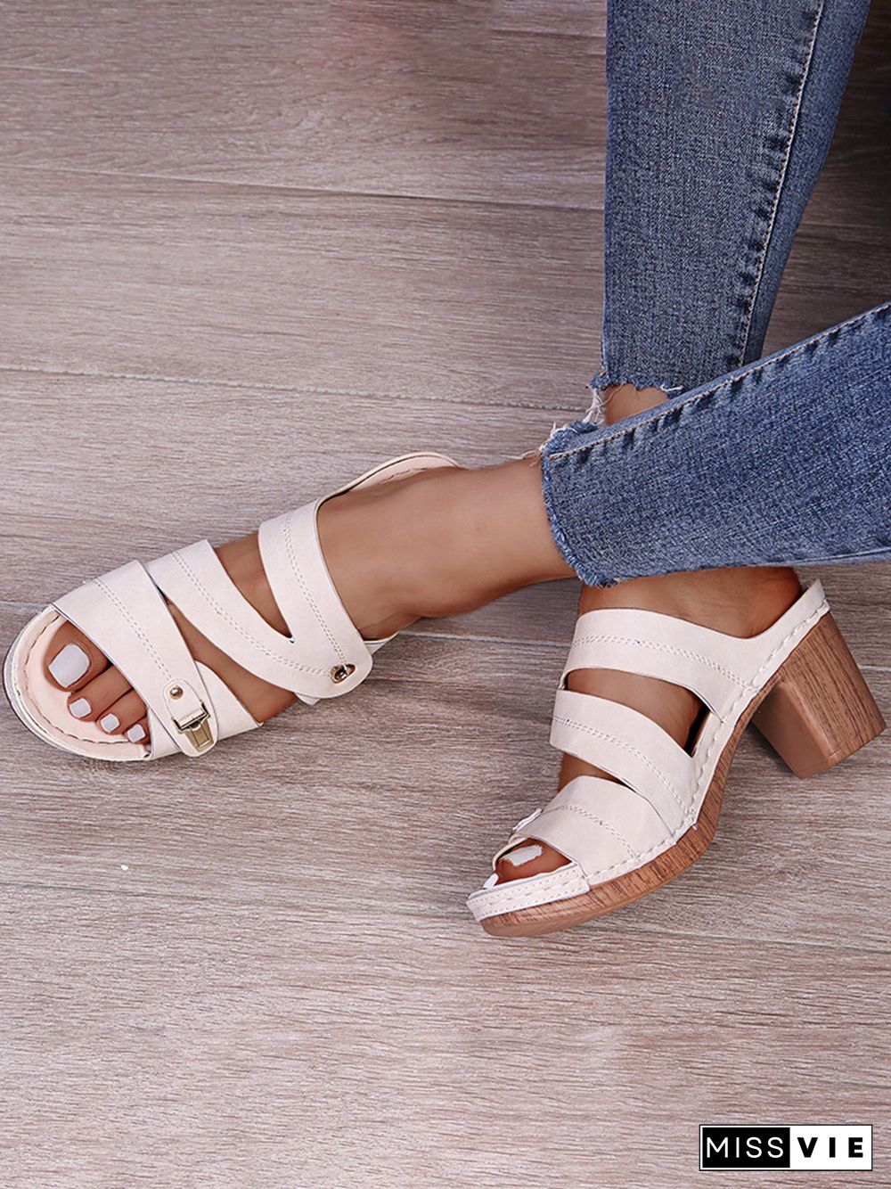 Comfortable Lightweight Clog Block Heel Sandals