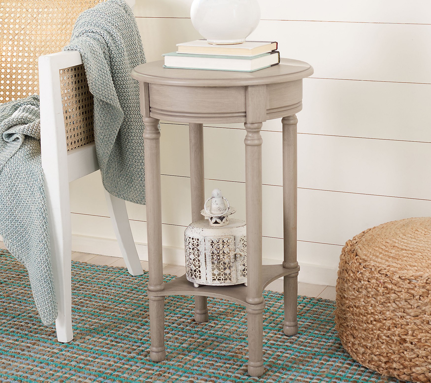 Safavieh Tinsley Round Accent Table