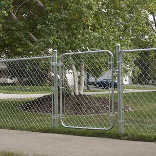 Everbilt Chain Link Fence 3-12 ft. W x 4 ft. H Galvanized Steel Walk Fence Gate 328302EB