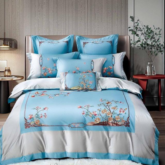 Plush Flower Bedding Set