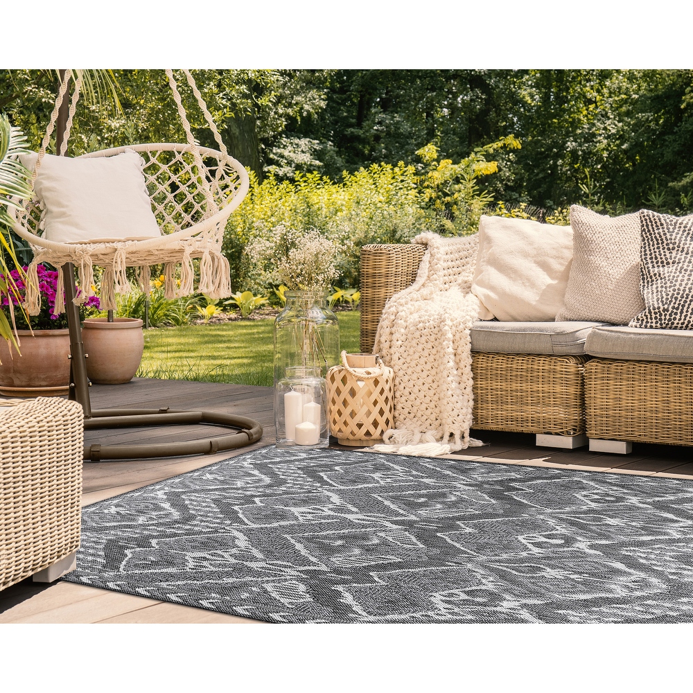 Liora Manne Malibu Ikat Indoor/Outdoor Rug