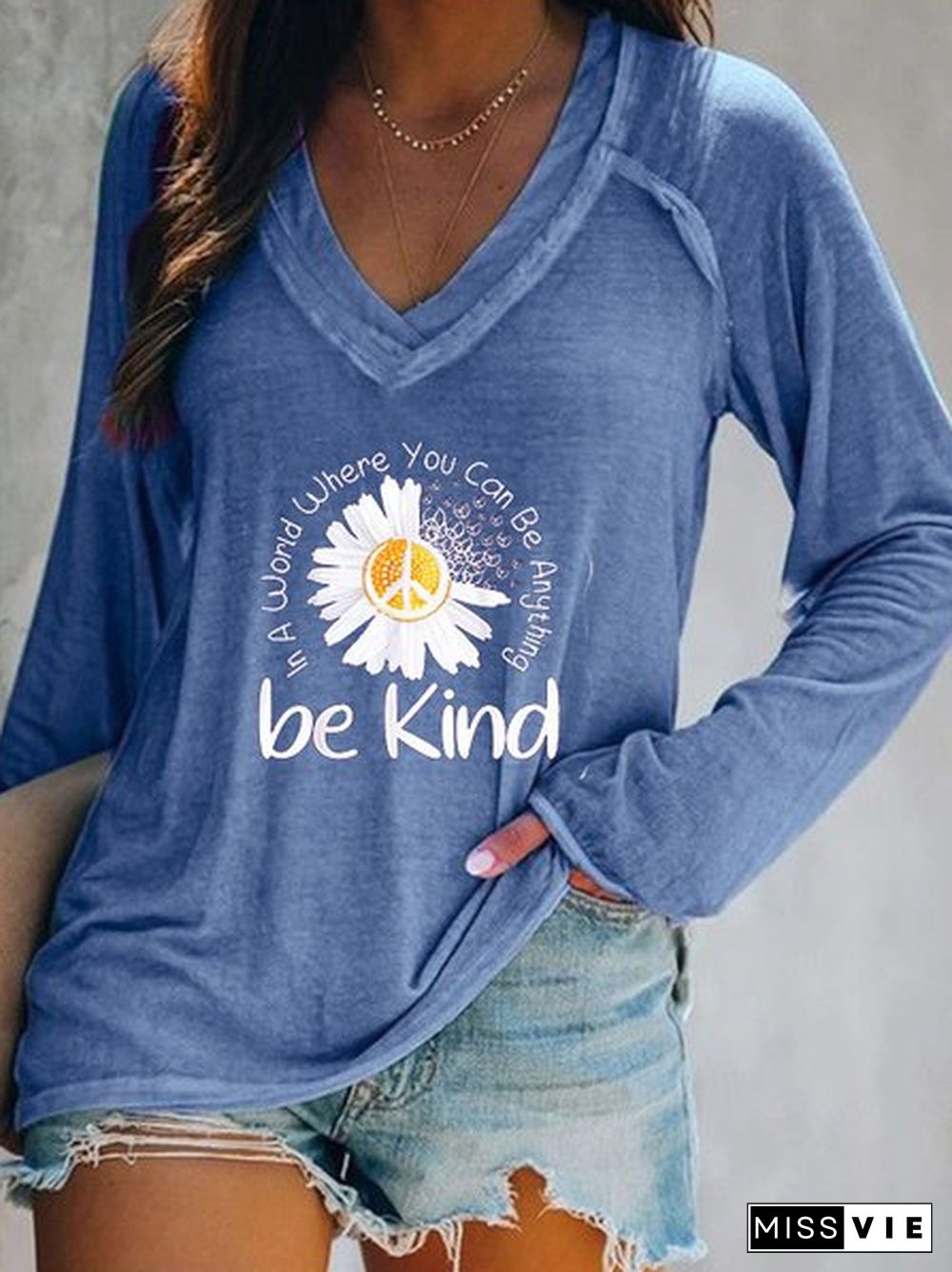 Casual V neck Long Sleeve Printed T-shirt