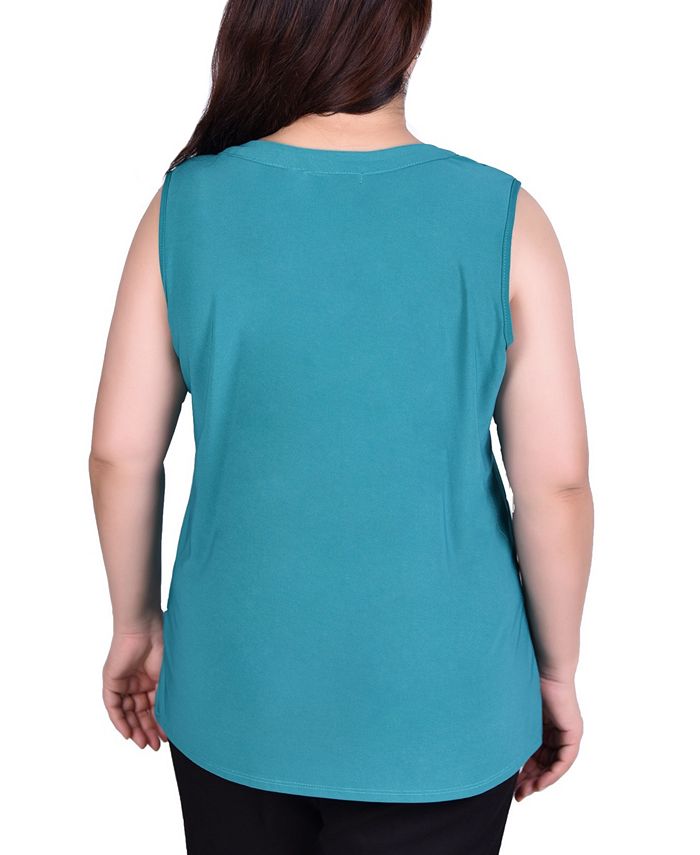 Women's Plus Size Sleeveless Grommeted Top