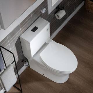 WOODBRIDGE Trenton 1-piece 1.11.6 GPF High Efficiency Dual Flush Elongated Toilet in White with Soft Closed Seat Included HB0750-A