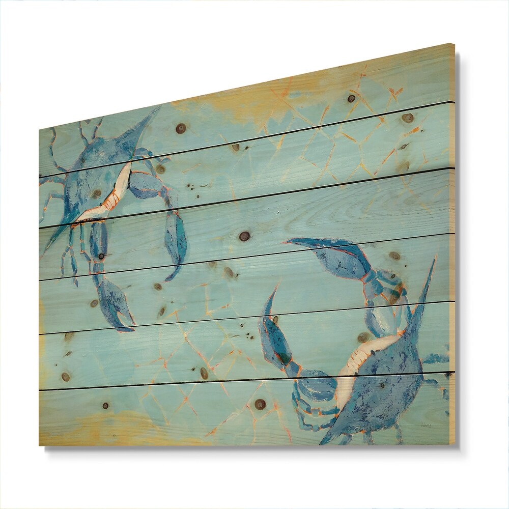 Designart 'Blue Coastal crab Battle' Nautical   Coastal Print on Natural Pine Wood   Blue