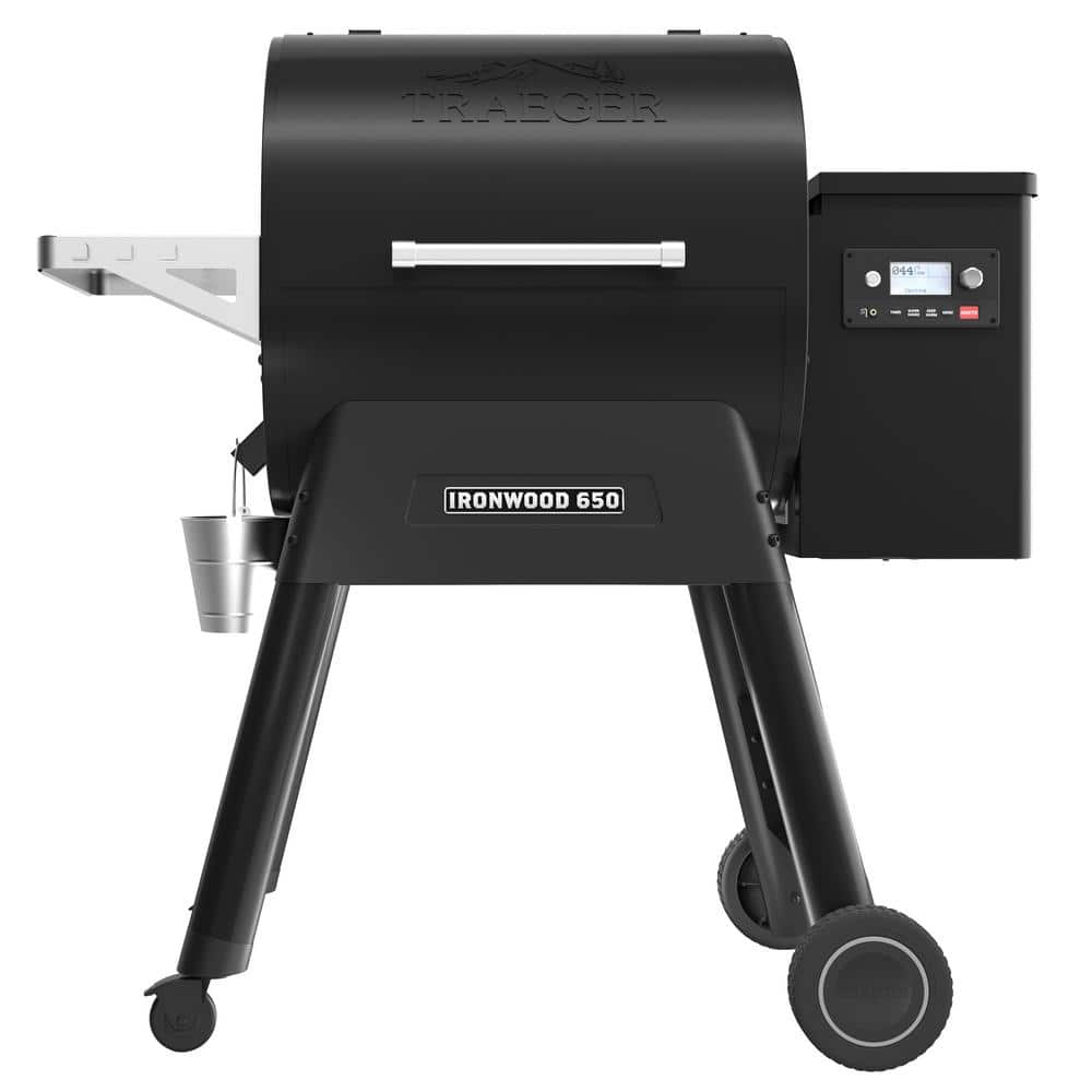 Traeger Ironwood 650 Wifi Pellet Grill and Smoker in Black TFB65BLF