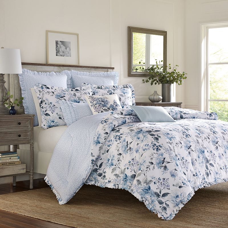 Laura Ashley Lifestyles Chloe Duvet Cover Set