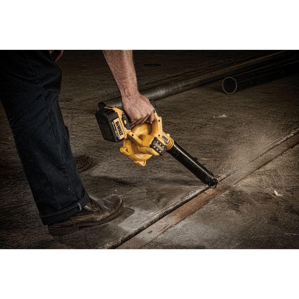 DEWALT 20V MAX Cordless Compact Jobsite Blower 135 MPH 100 CFM (Tool Only) DCE100B