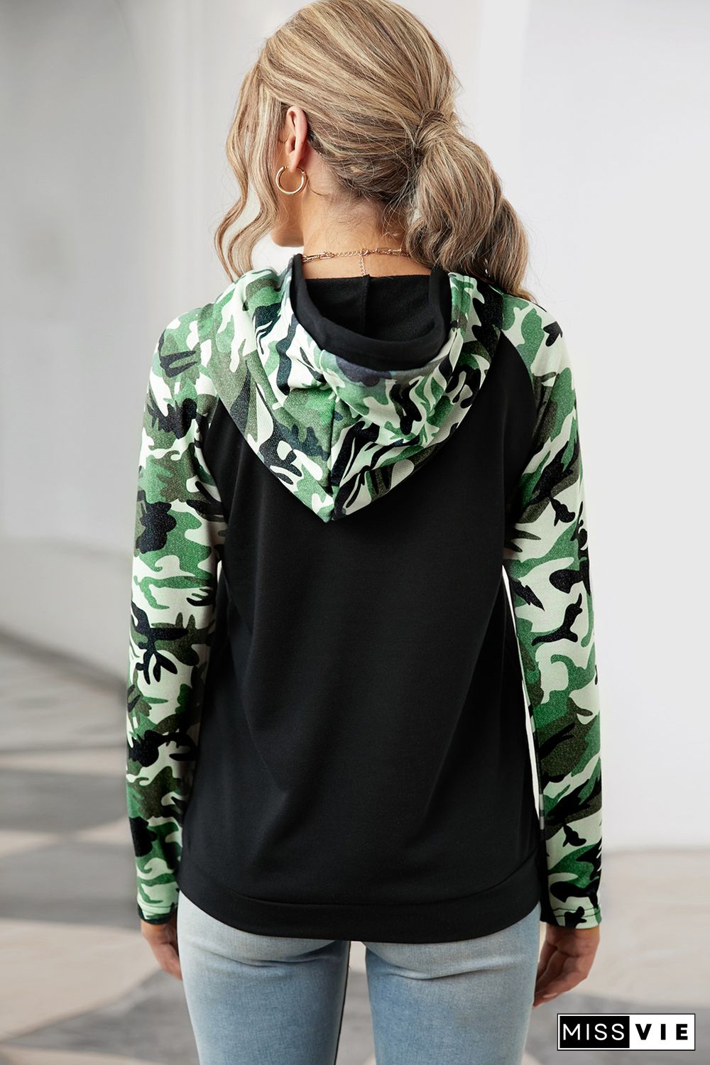 Camouflage Print Raglan Sleeve Hoodie