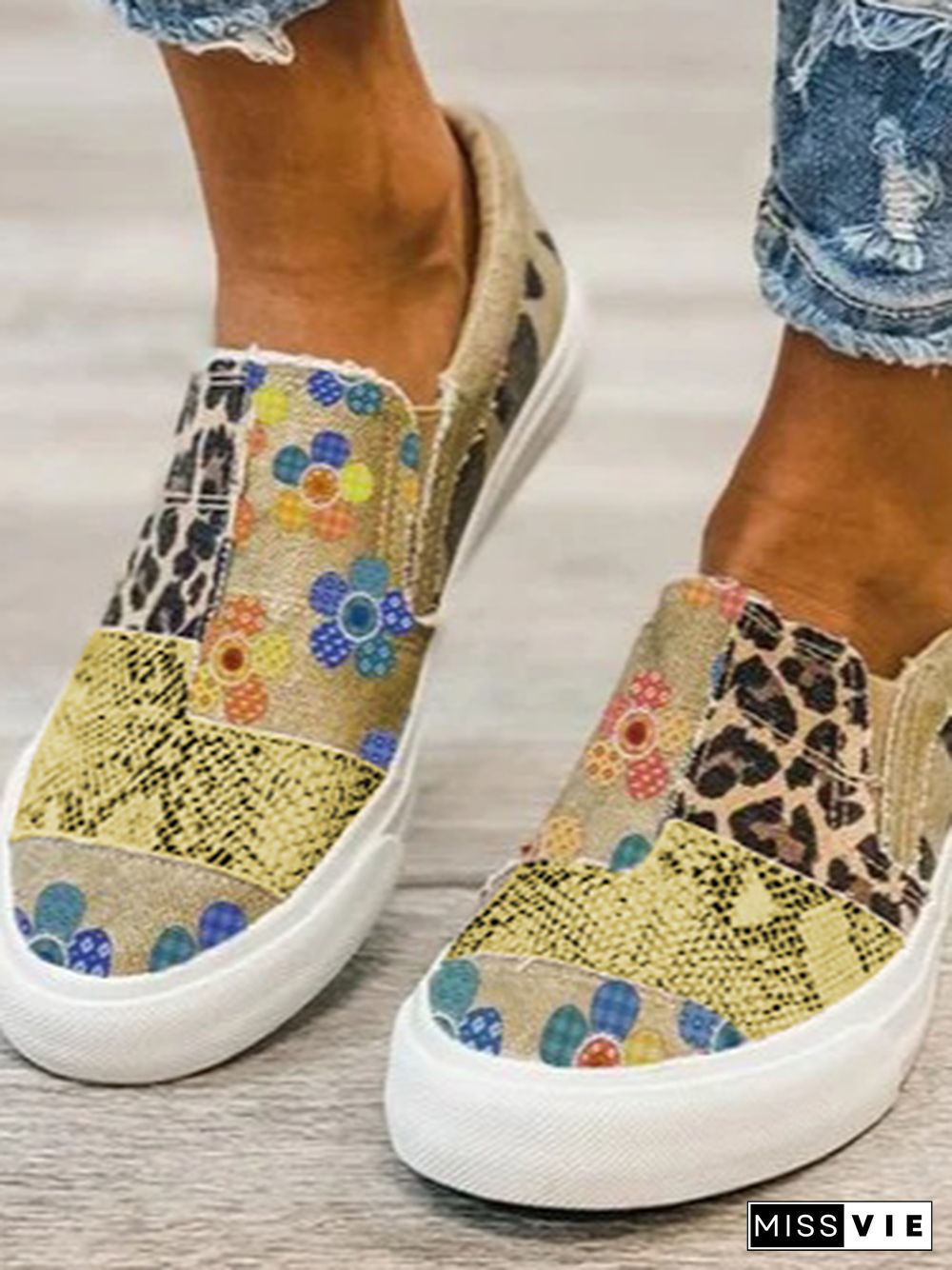 Women Casual Printing Closed Toe Sneakers Shoes