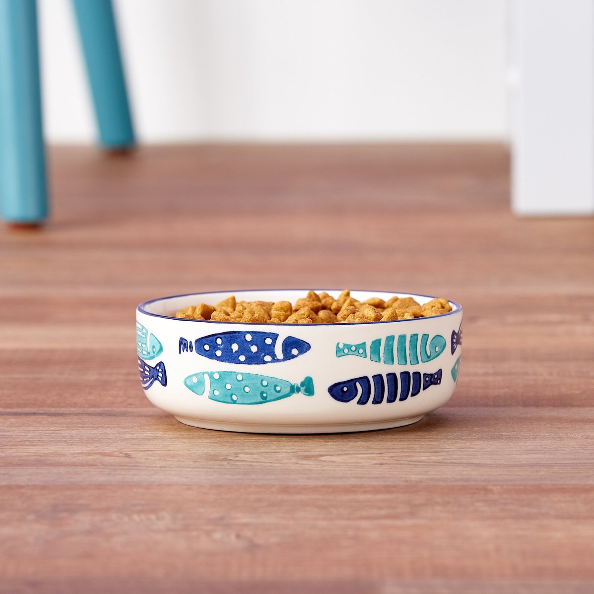 Signature Housewares Coastal Fish Non-Skid Ceramic Cat Bowl