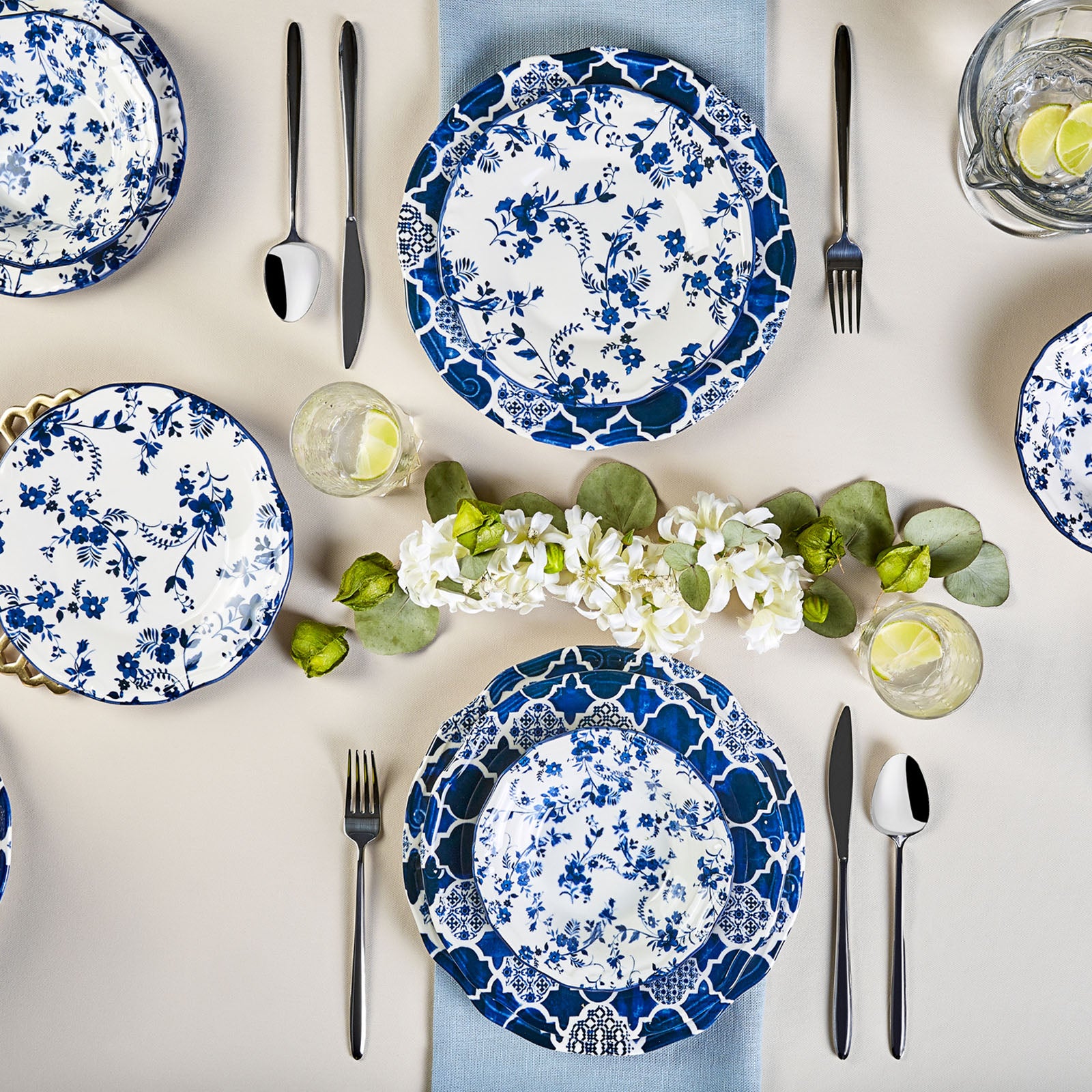 Karaca Deep Blue 24-Piece Dinner Set 153.03.06.1395