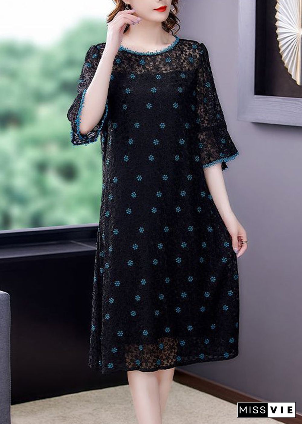 Handmade Black Embroideried Hollow Out Silk Maxi Dresses Flare Sleeve