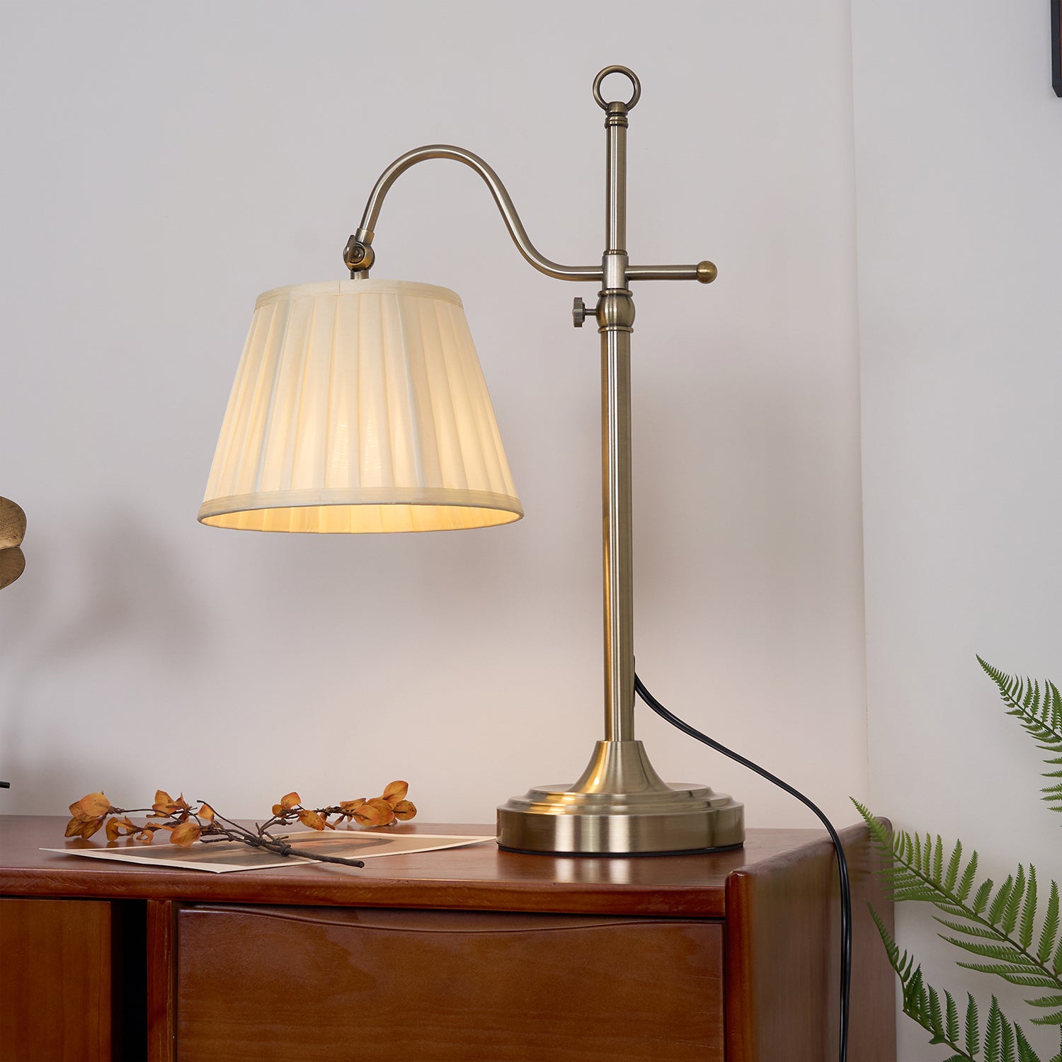 Suffolk Table Lamp