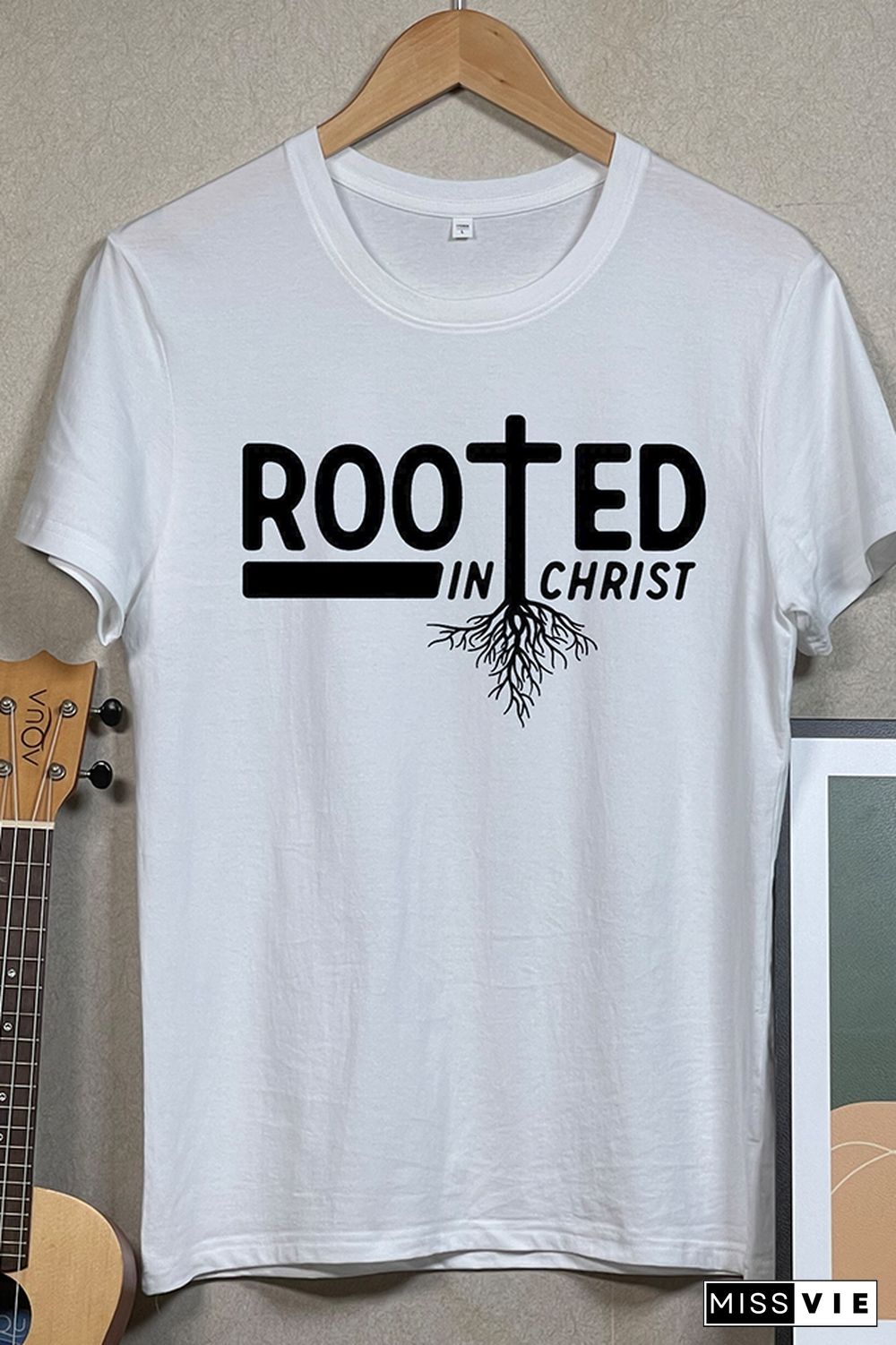 Rooted In Christ Printed Graphic Tees for Women Wholesale Short Sleeve T shirts Top