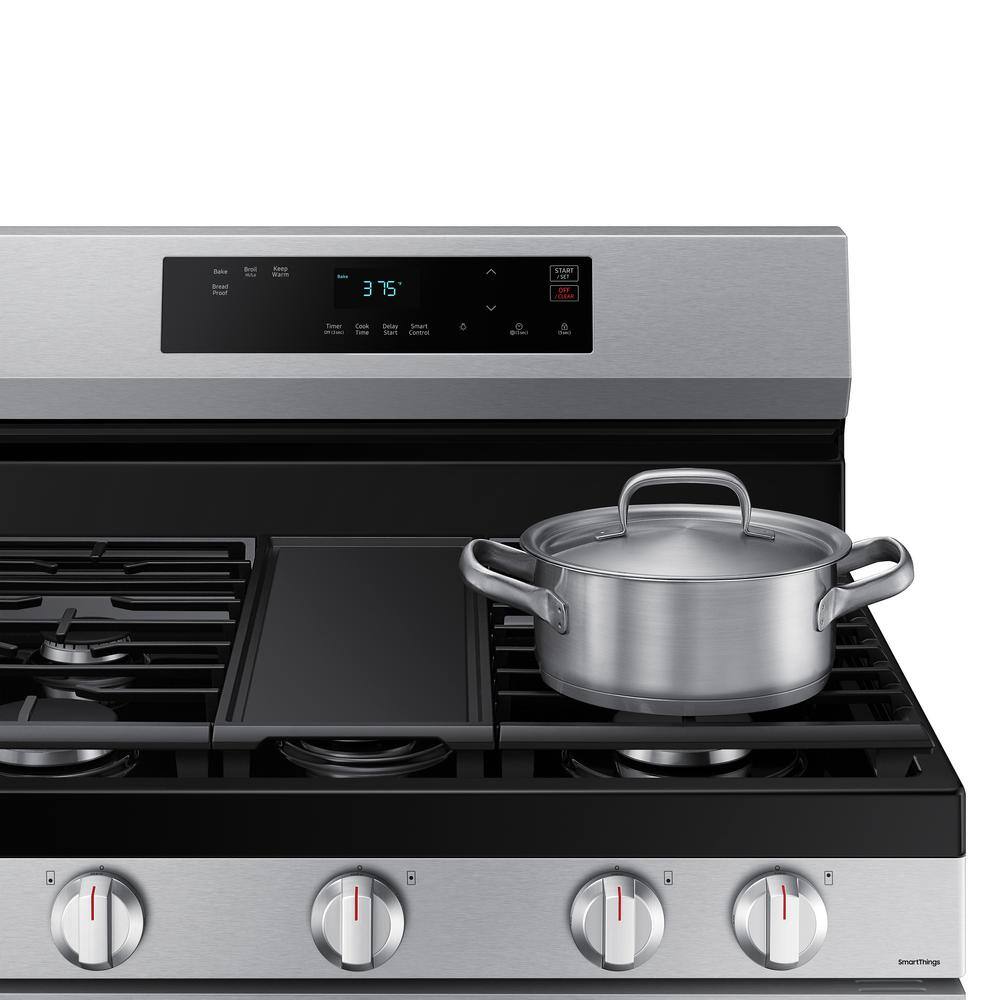  6.0 cu. ft. Smart Freestanding Gas Range with Integrated Griddle in Stainless Steel NX60A6111SS