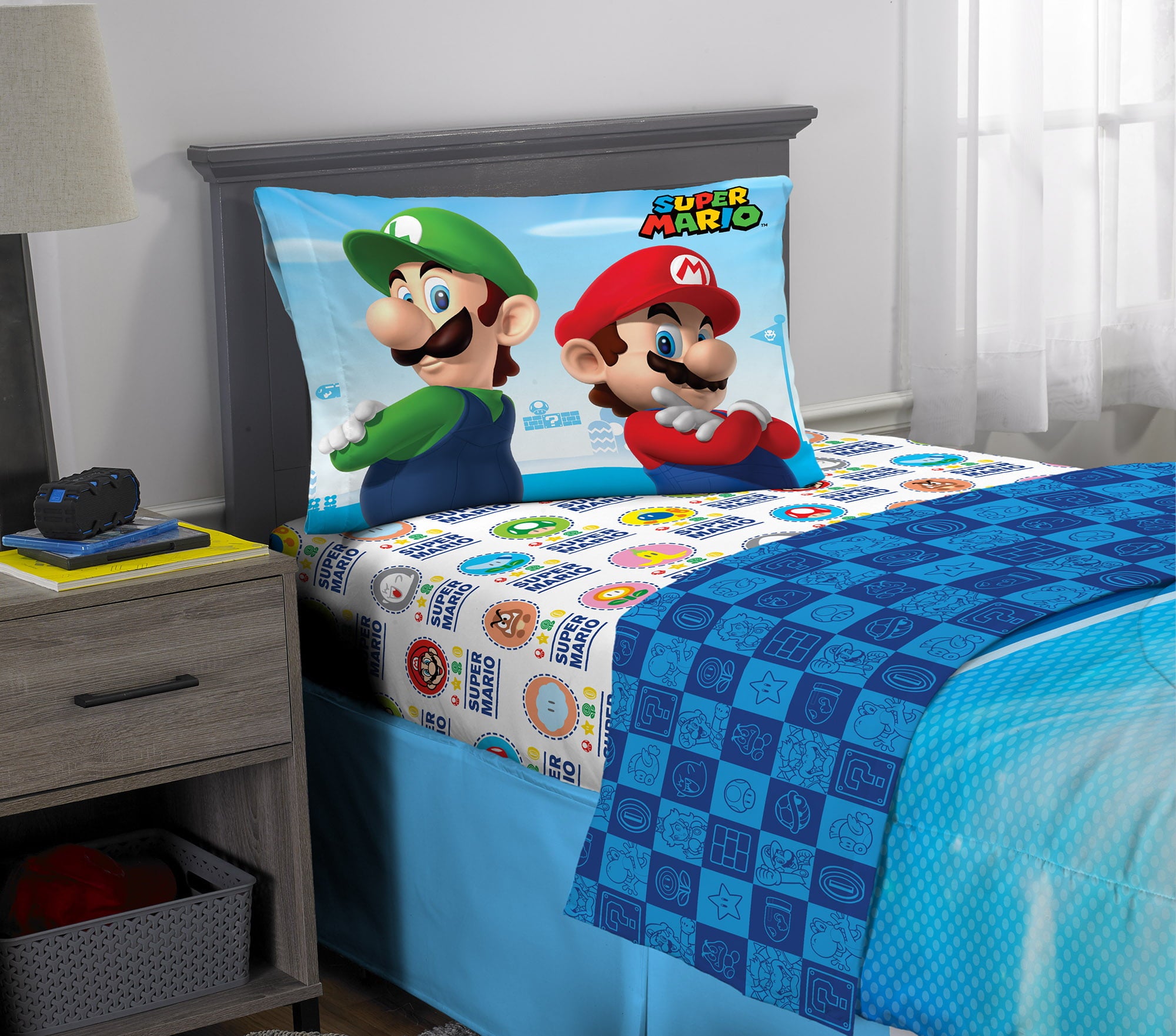 Super Mario Kids Twin Comforter and Sham， 2-Piece Set， Gaming Bedding， Reversible， Blue