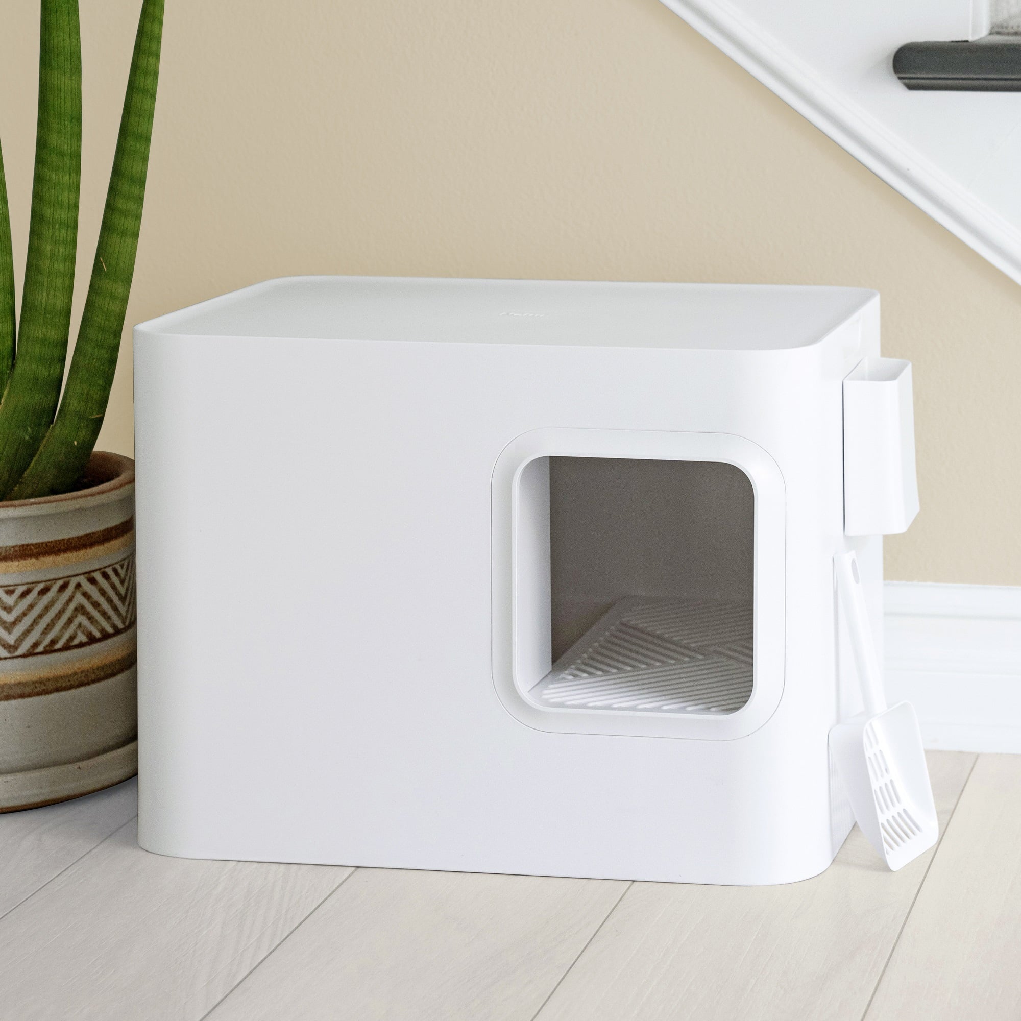 Meowy Studio Loo Cat Litter Box All in One Cover Litter Filter Plate Scoop and Holder in Aspen White