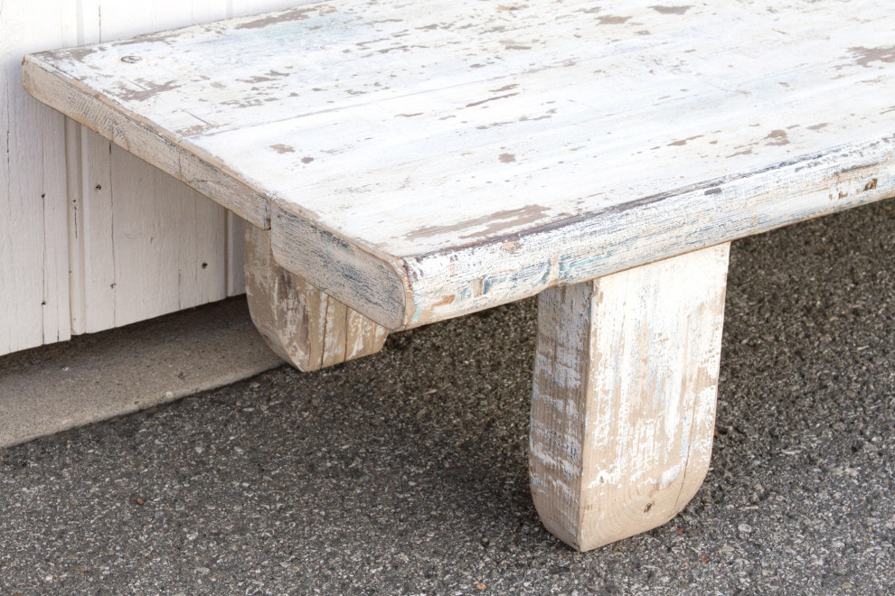 Aged White Farmhouse Style Coffee Table   Farmhouse   Coffee Tables   by De cor  Houzz