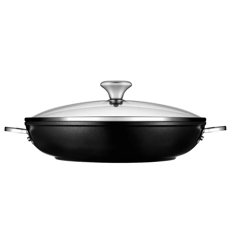 Le Creuset TNSP8100-30 Toughened Nonstick PRO Shallow Casserole Braiser with Glass Lid， 4 qt.