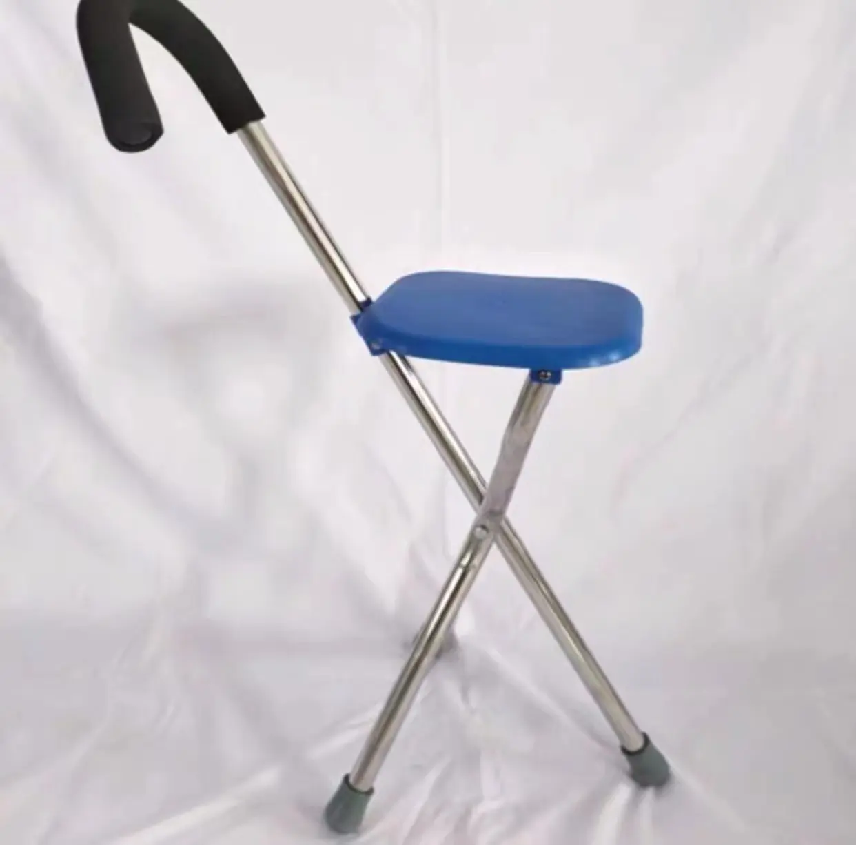 China supplier high quality durable strong folding stick chair with early cane seats