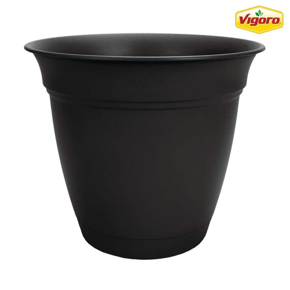 Vigoro 20 in. Mirabelle Large Black Plastic Planter (20 in. D x 17 in. H) with Drainage Hole and Attached Saucer ECA20000G18