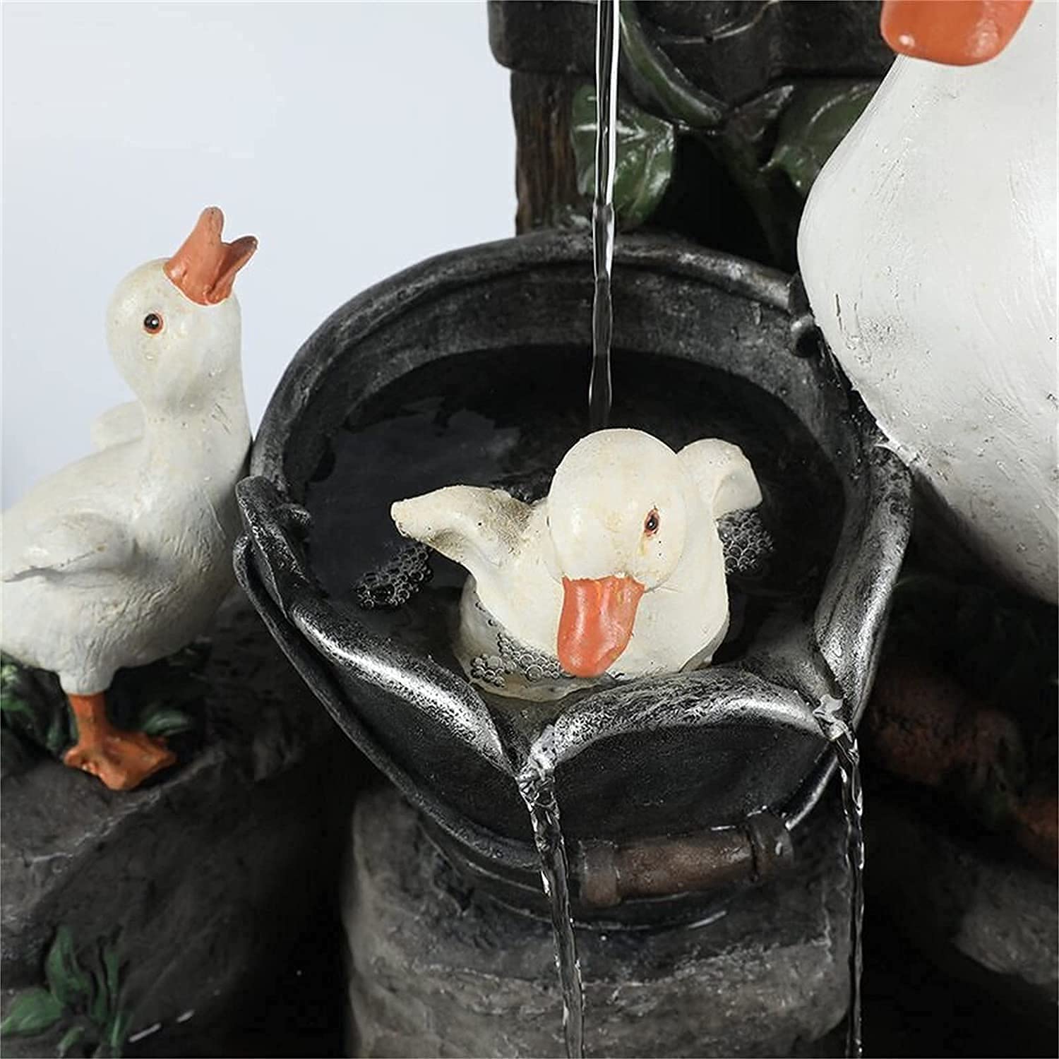 DEXING KAIBINY Outdoor Duck Fountain with Solar Light， Garden Duck/Squirrel Statue， Yard Art Water Fountain Decoration， for Lawn Yard Patio Pond or Yard