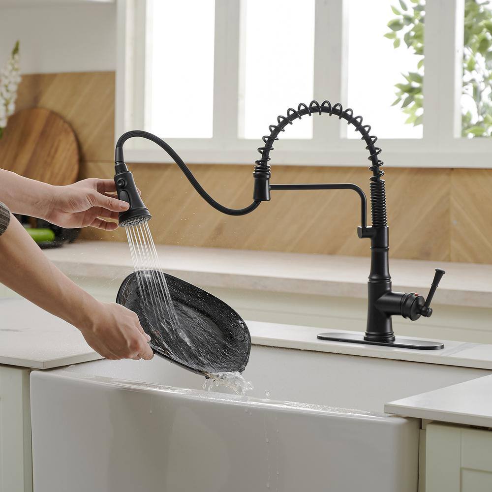 BWE Single-Handle Pull-Down Sprayer 3 Spray High Arc Kitchen Faucet With Deck Plate in Matte Black A-94559-B