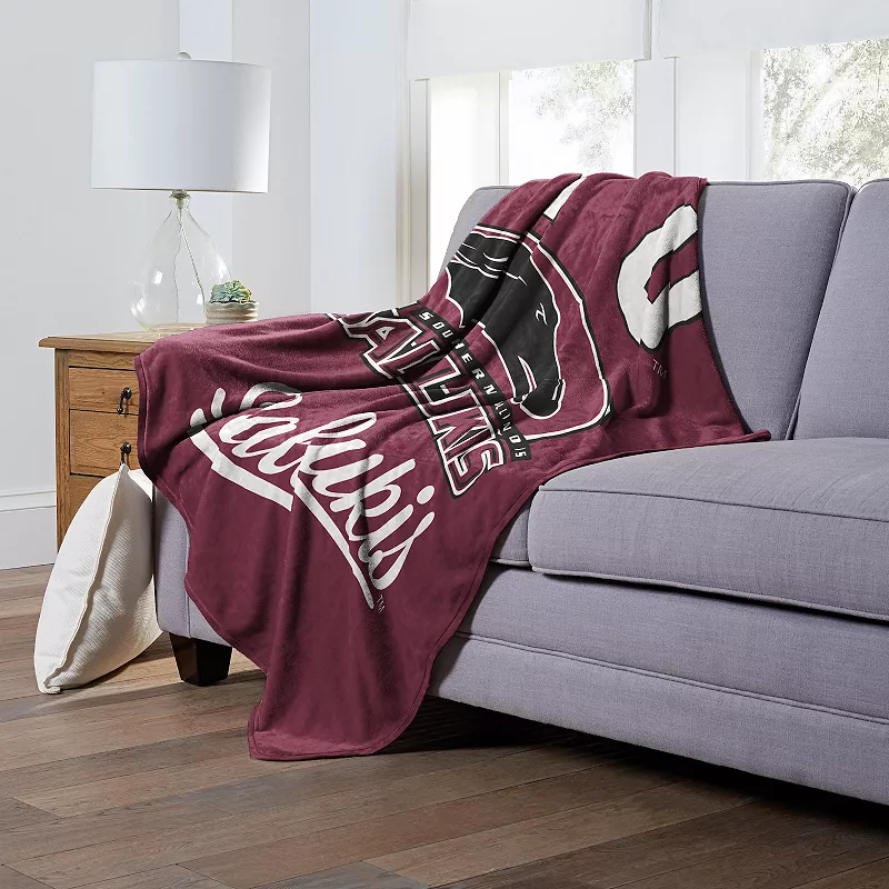 The Northwest Southern Illinois Salukis Alumni Silk-Touch Throw Blanket