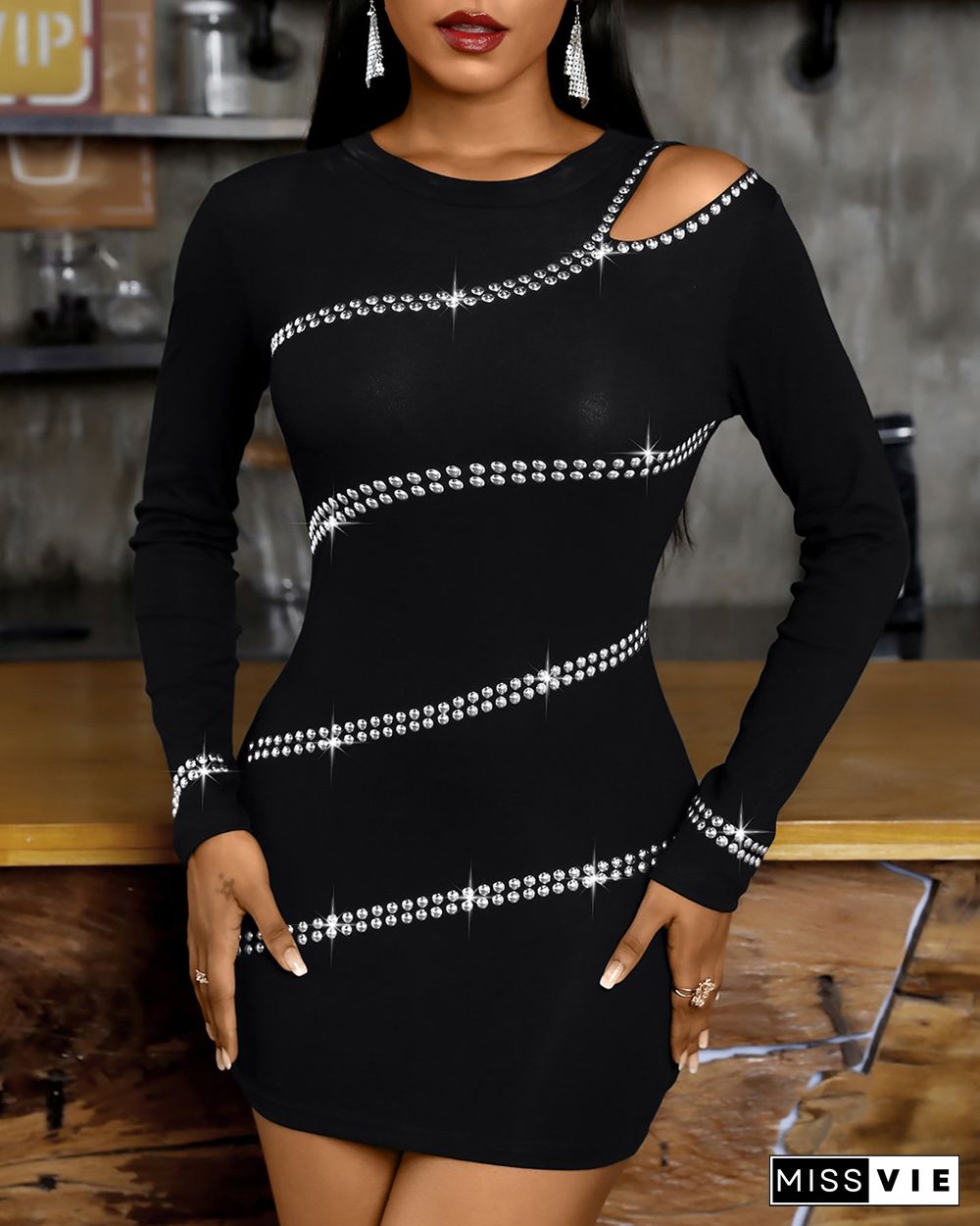 Studded One Shoulder Long Sleeve Bodycon Dress P15640