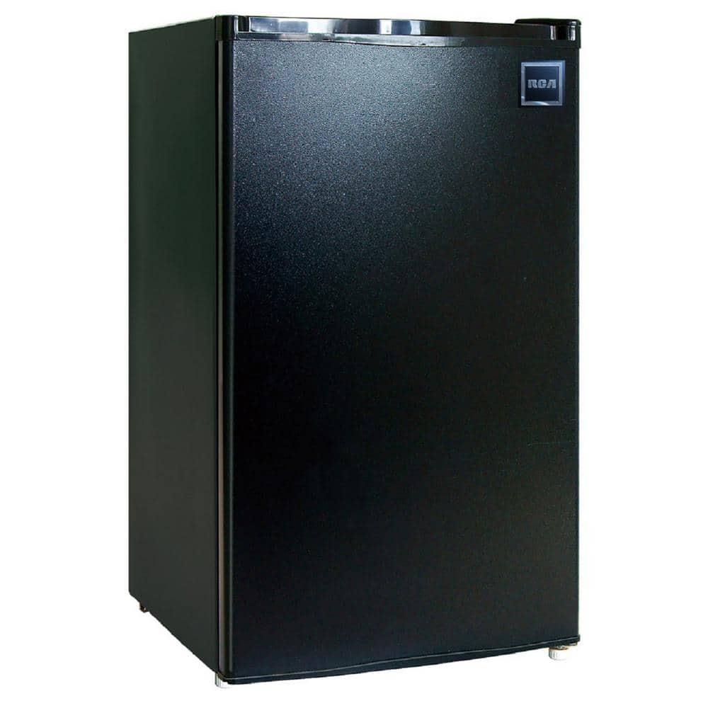 RCA 46 cu ft Mini Fridge in Black