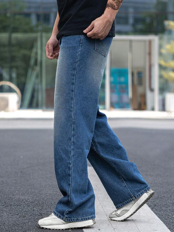 Hypemode Men Slant Pocket Straight Leg Jeans