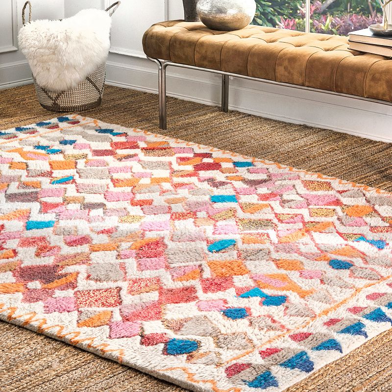 nuLoom Hand Tufted Moroccan Helaine Shaggy Area Rug