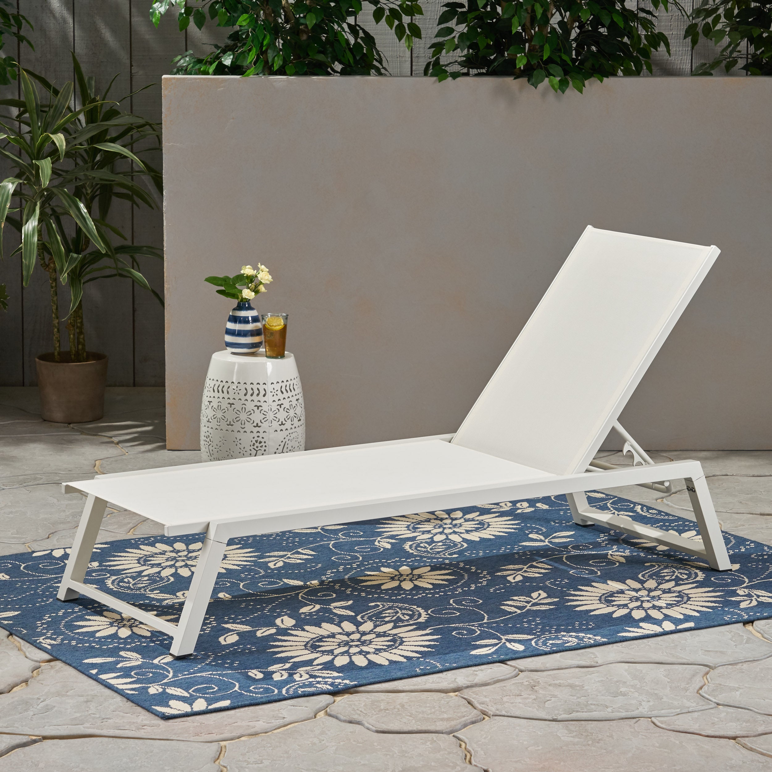 Mesa Outdoor Chaise Lounge with Finished Aluminum Frame