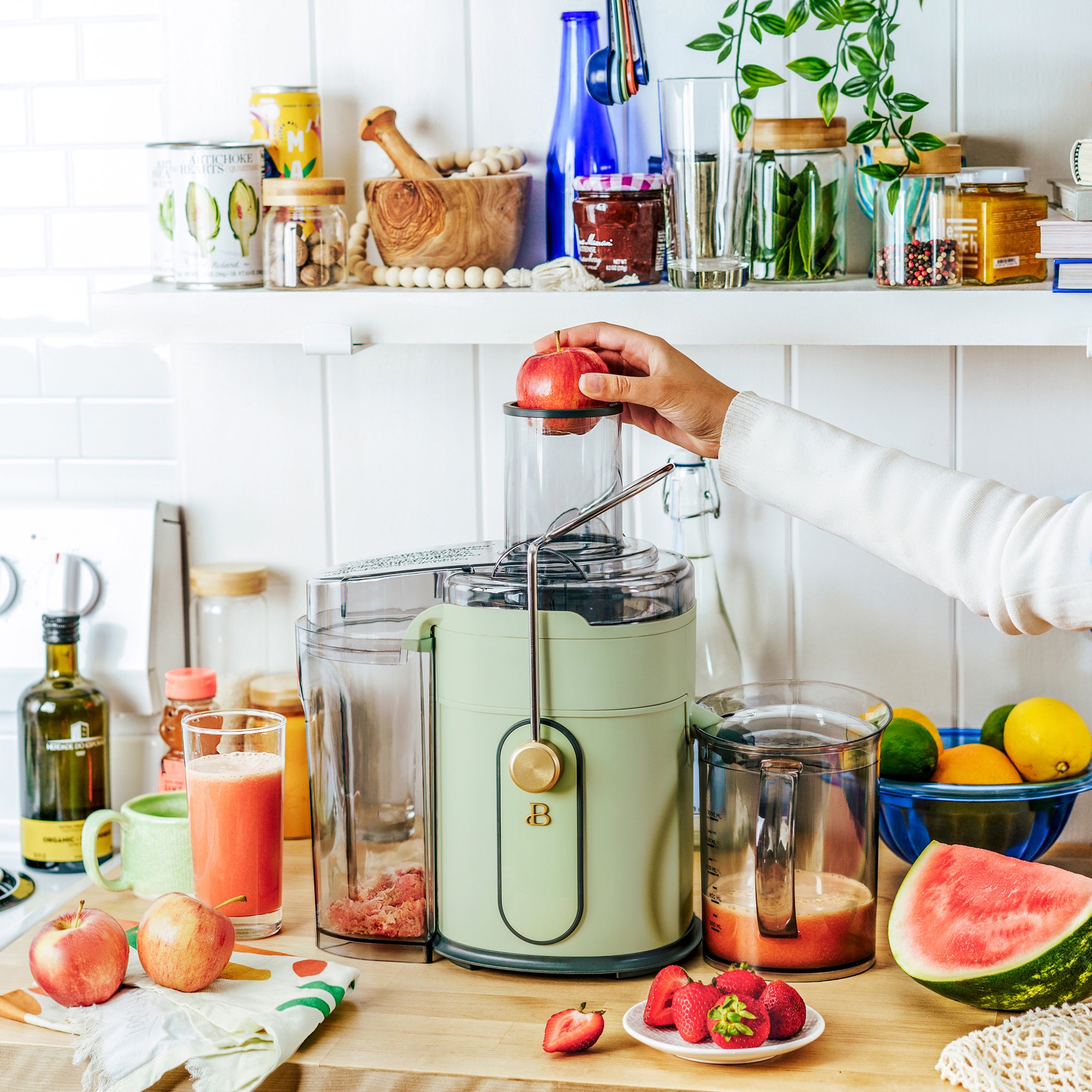 Beautiful 5-Speed Juice Extractor with Touch Activated Display， Sage Green， by Drew Barrymore