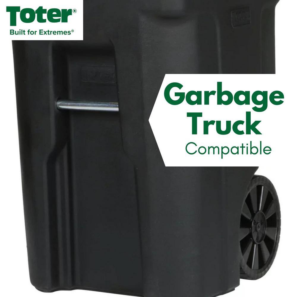 Toter 32 Gallon Black Rolling Outdoor GarbageTrash Can with Wheels and Attached Lid 79232-R2200