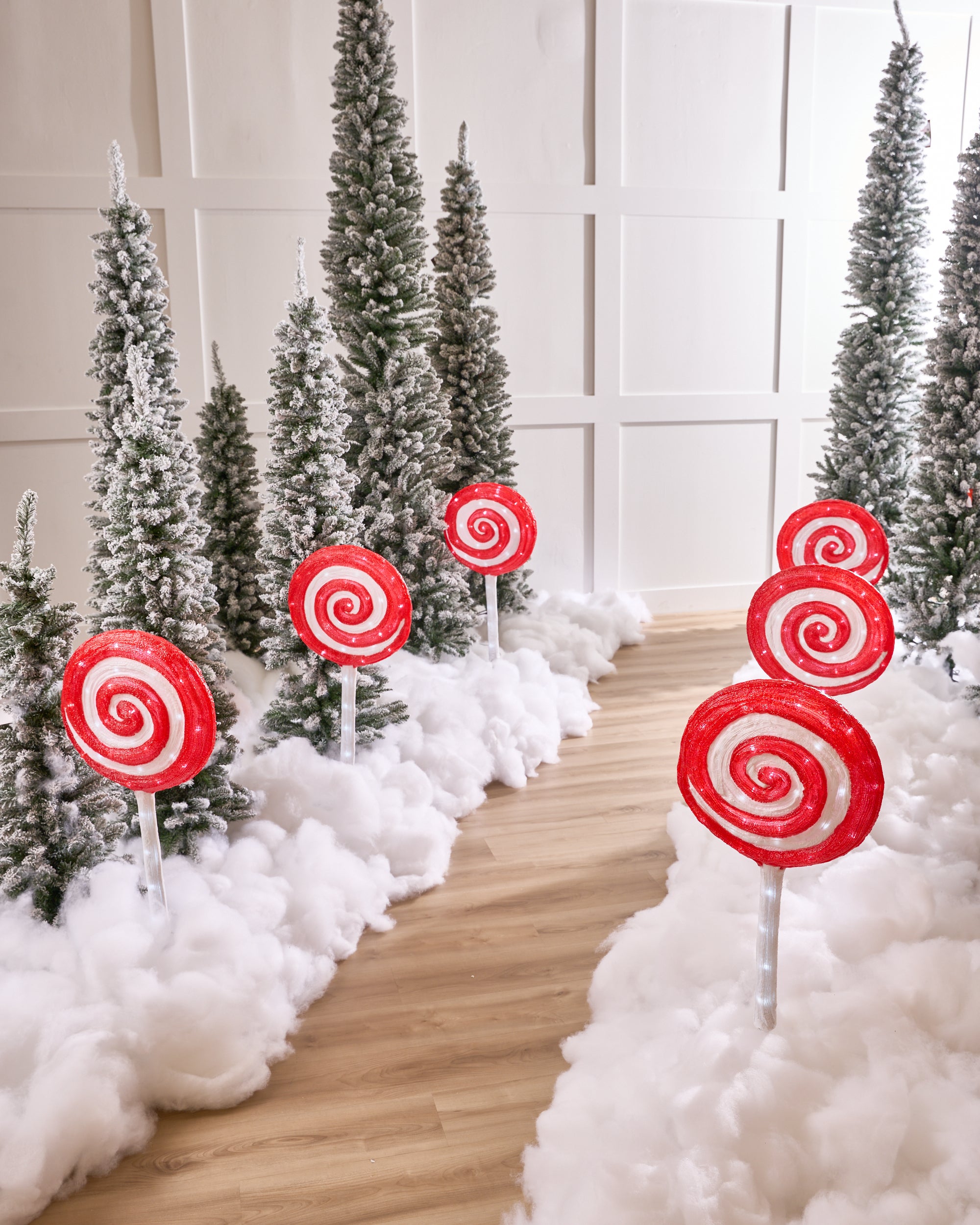 2.5 FT Red Lollipop Swirl Acrylic Outdoor 60LED