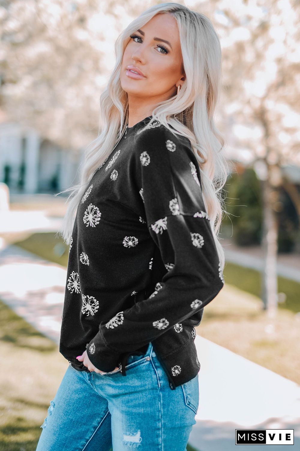 Black Dandelion Print Round Neck Sweatshirt